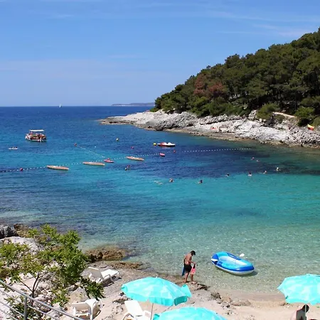 Apartament With A Parking Space Mali Losinj, Losinj - 19722 Mali Lošinj